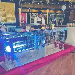 Barman na wesele: Ile kosztuje? Cennik, pakiety, jak nie przepłacić