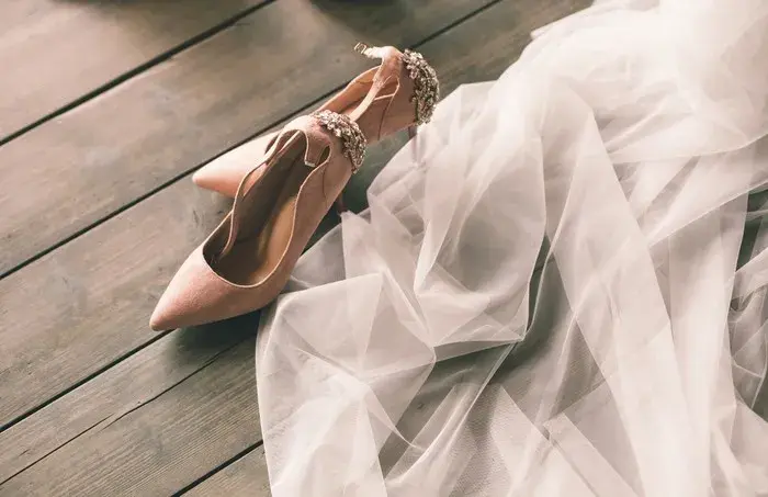 Buty ślubne boho: Komfort i styl. Jak wybrać idealne?